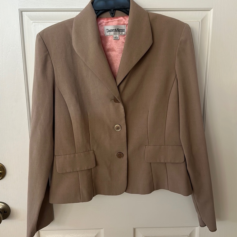 Danny & Nicole Brown Blazer